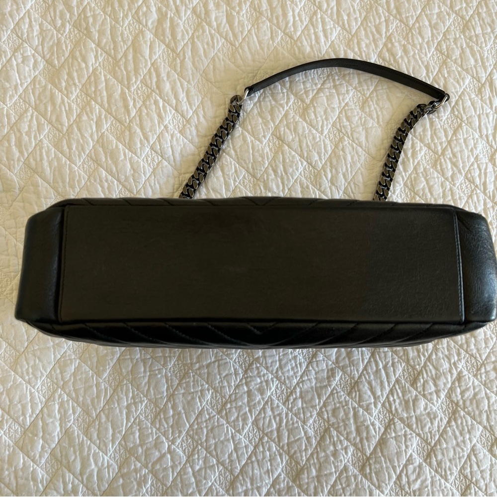 YSL Bag - Picture 3 of 9